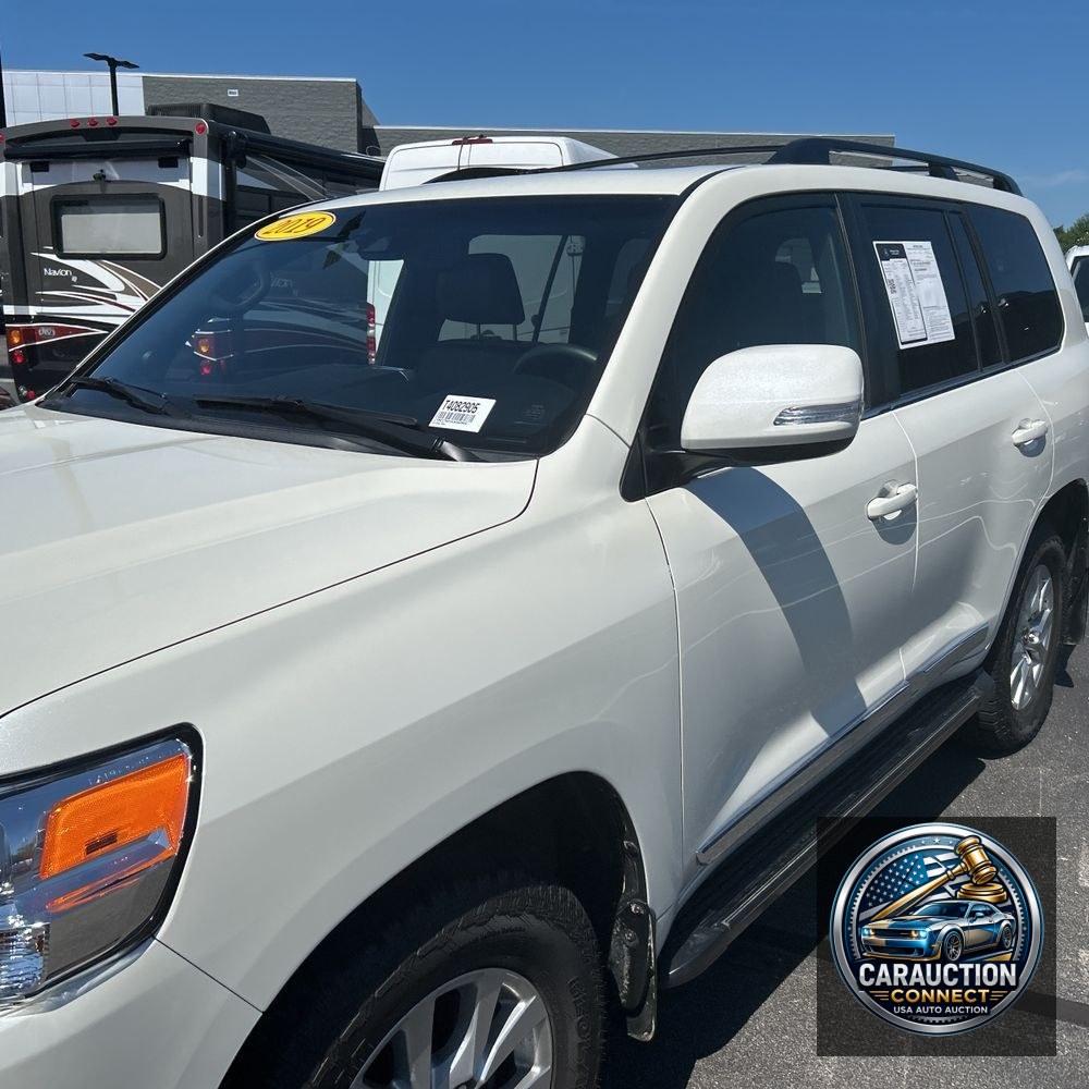2019 Toyota Land Cruiser Base