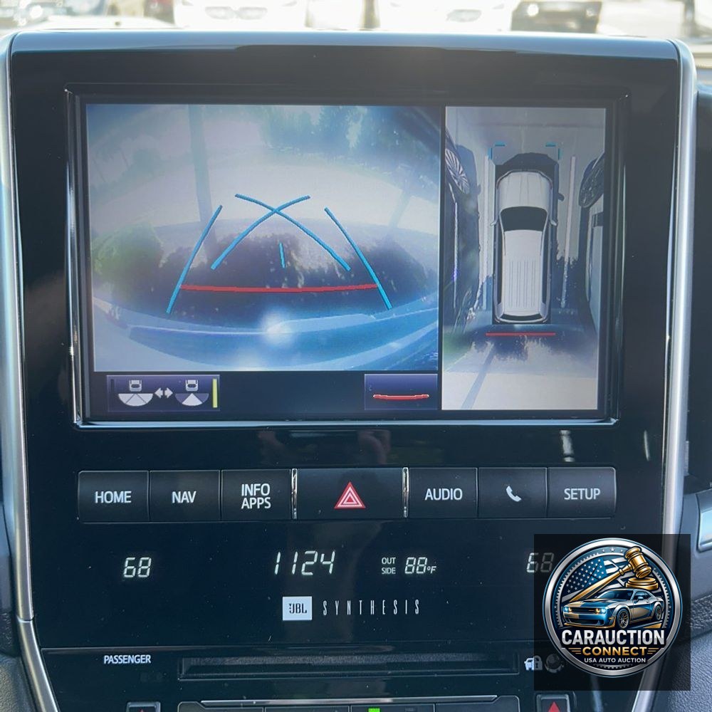 2019 Toyota Land Cruiser Base