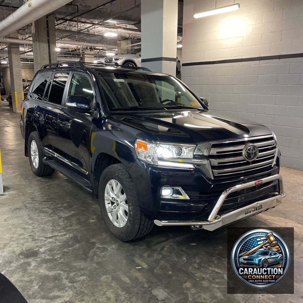2019 Toyota Land Cruiser Base