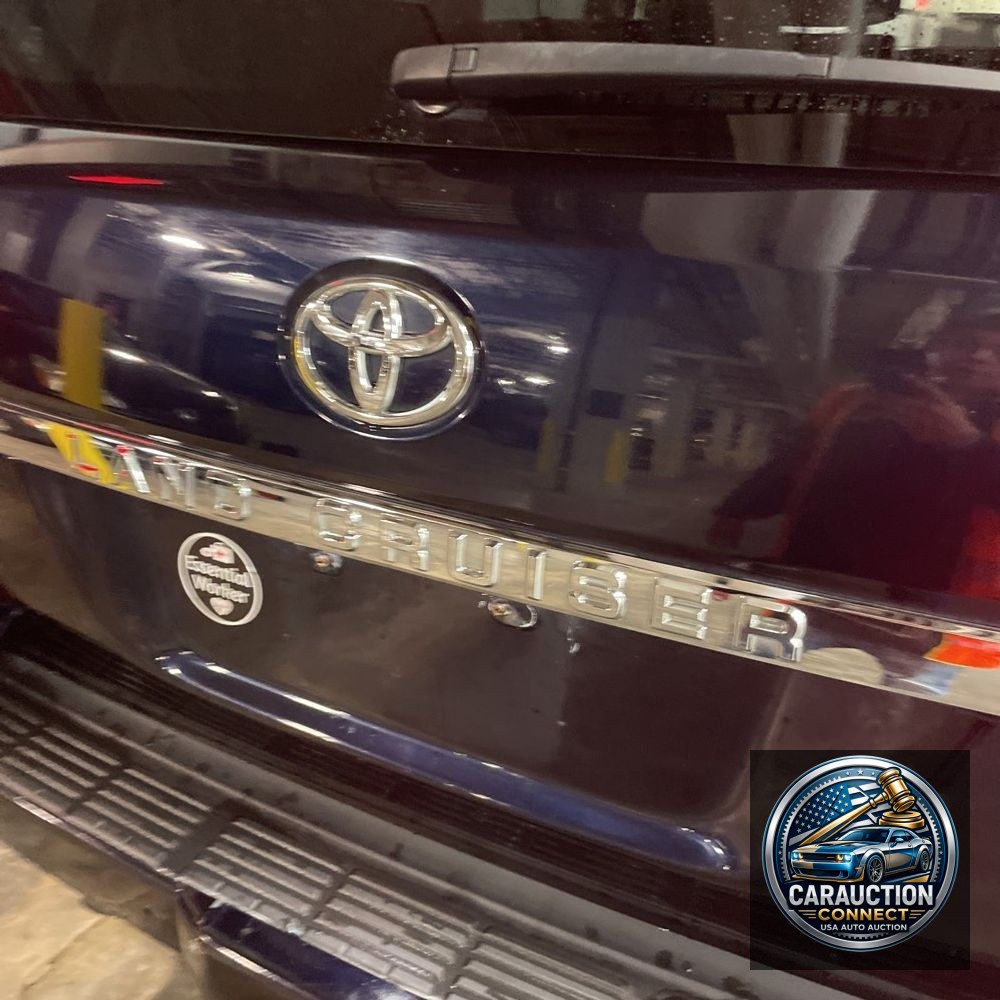 2019 Toyota Land Cruiser Base