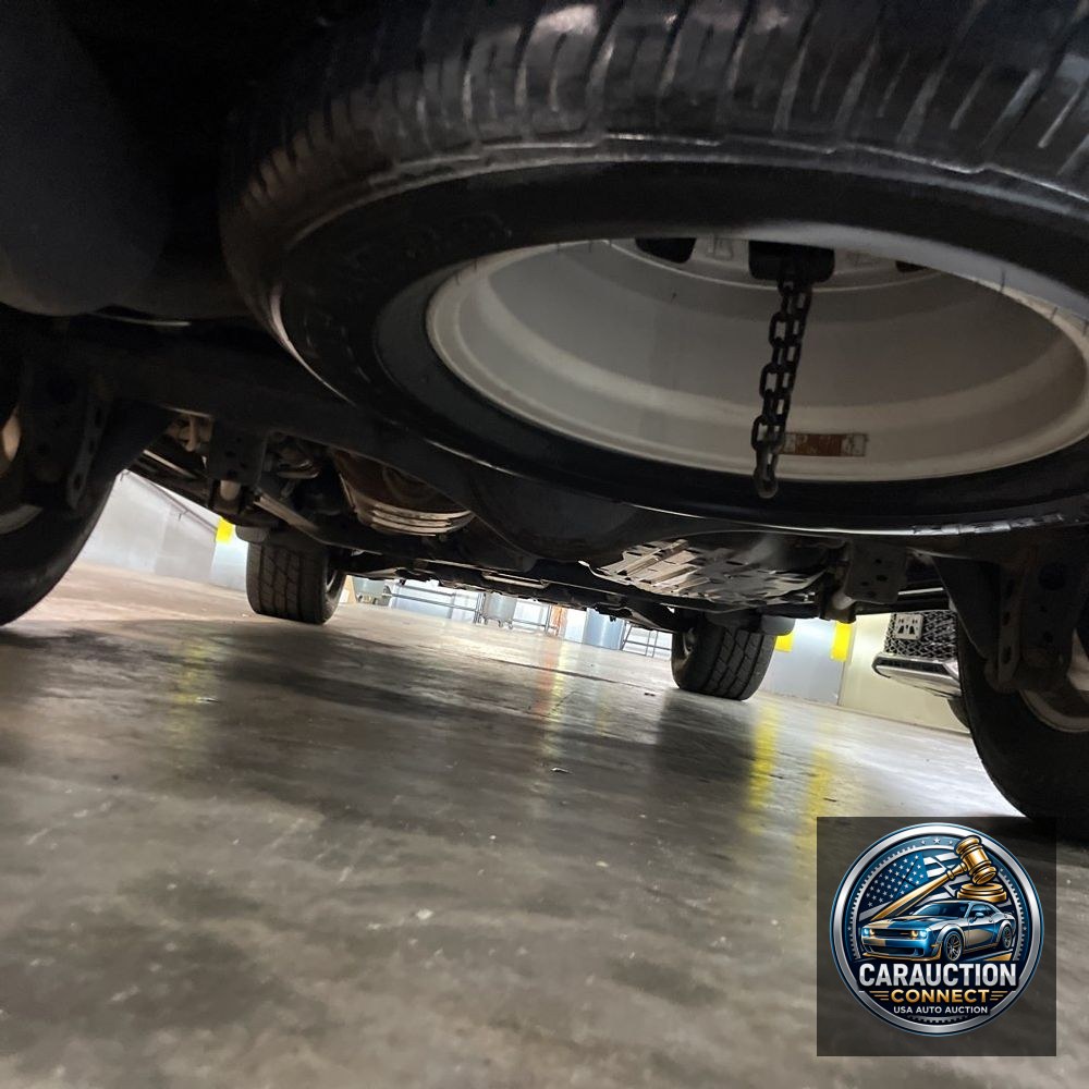 2019 Toyota Land Cruiser Base