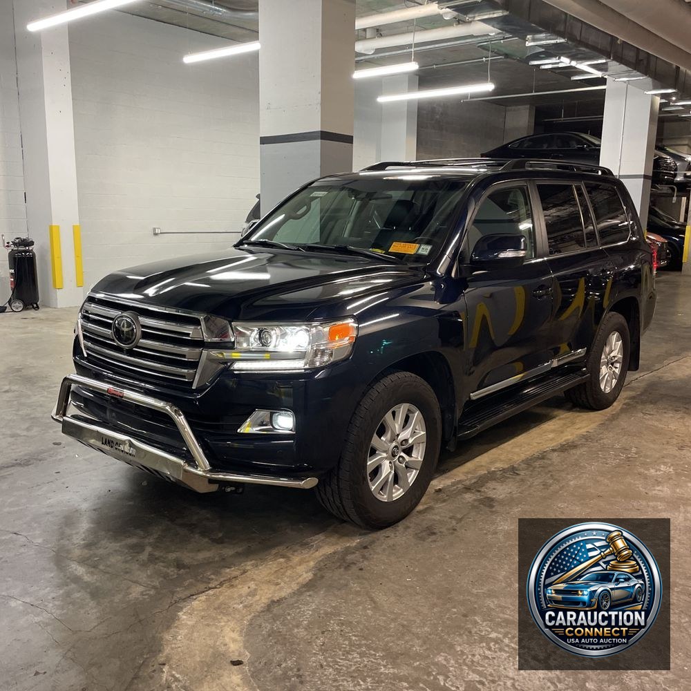 2019 Toyota Land Cruiser Base