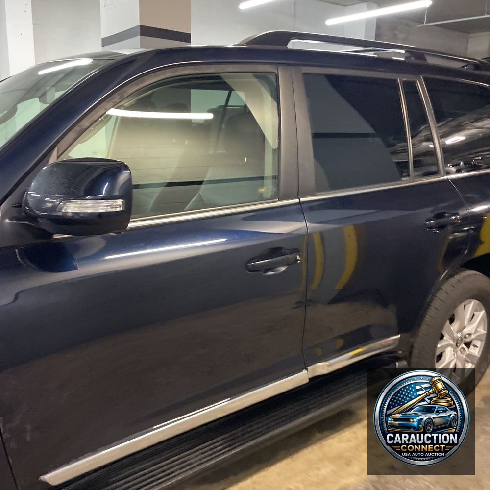 2019 Toyota Land Cruiser Base