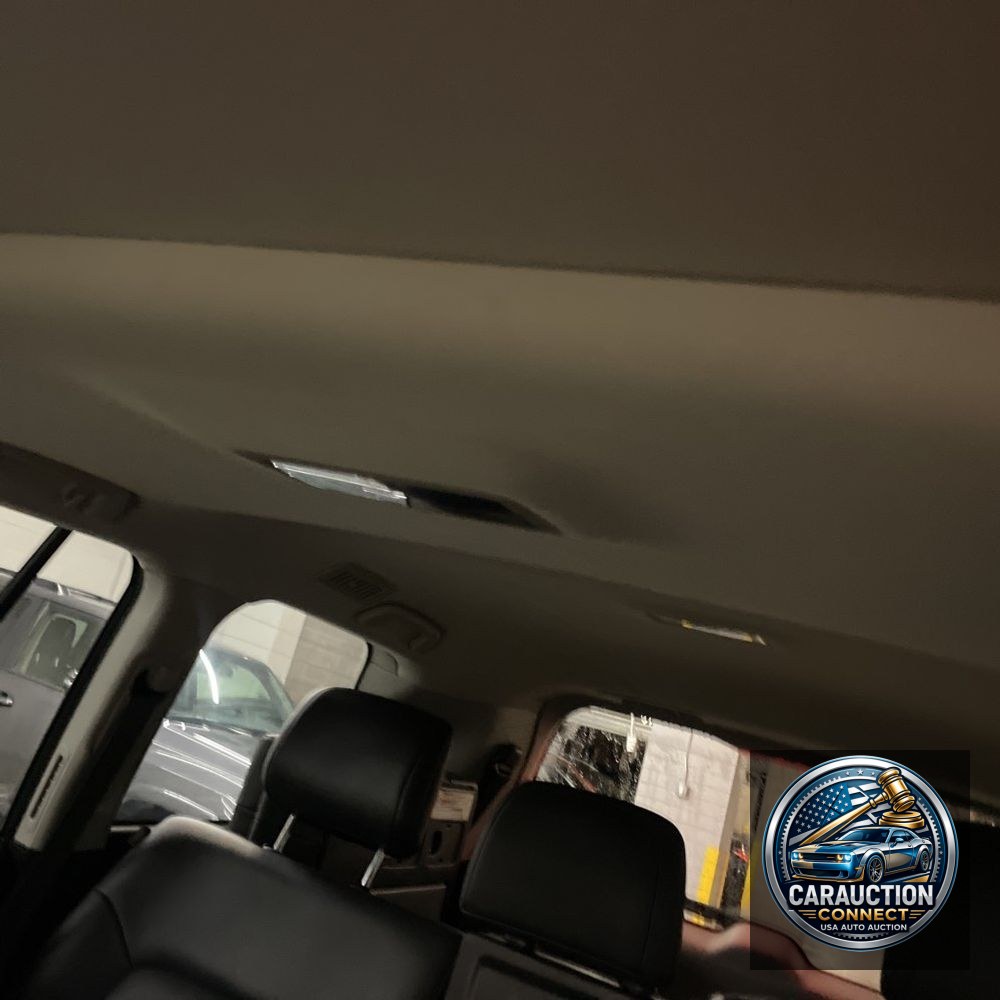 2019 Toyota Land Cruiser Base