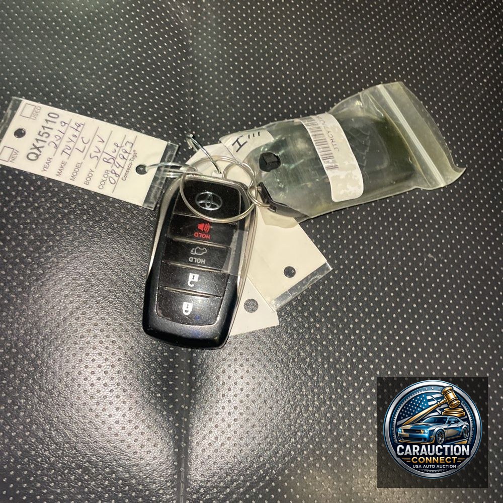 2019 Toyota Land Cruiser Base