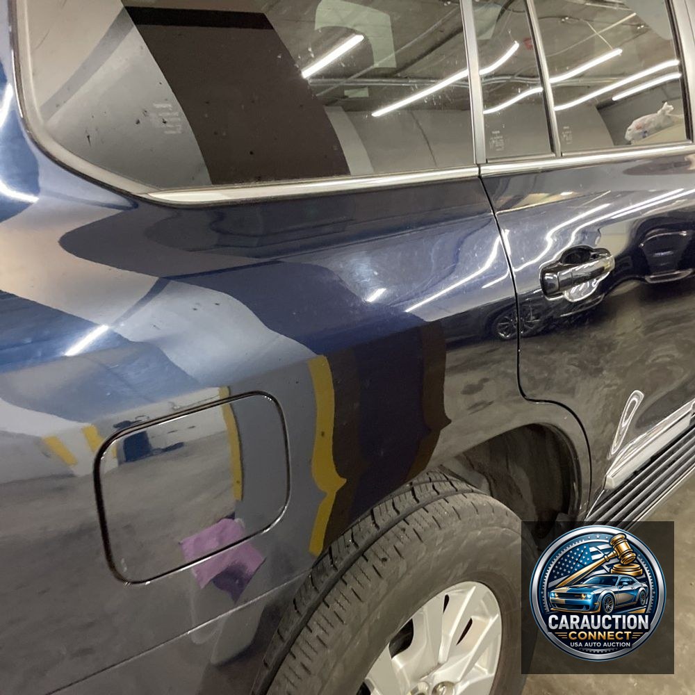 2019 Toyota Land Cruiser Base