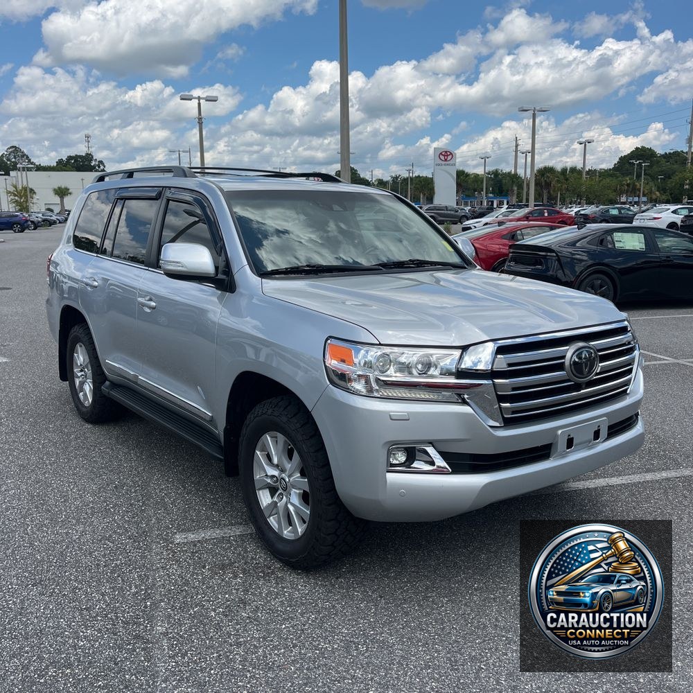 2020 Toyota Land Cruiser Base