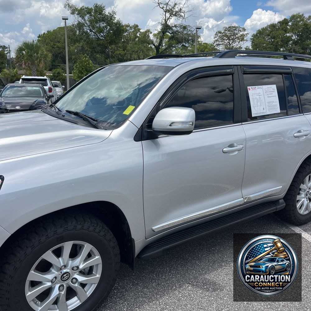 2020 Toyota Land Cruiser Base