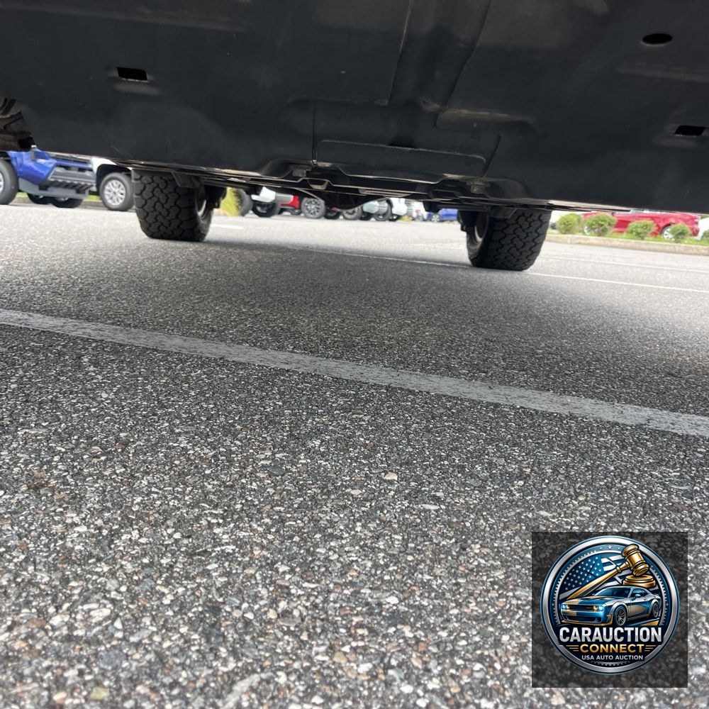 2020 Toyota Land Cruiser Base