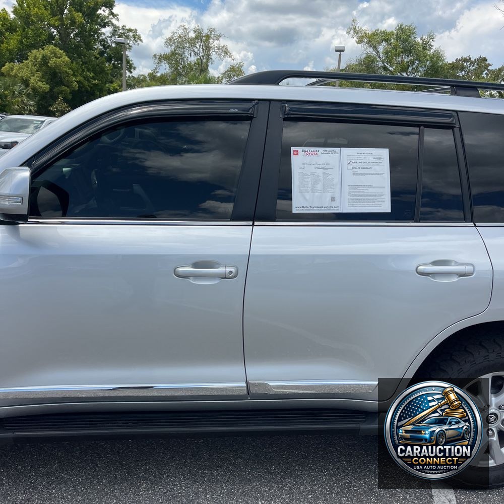 2020 Toyota Land Cruiser Base