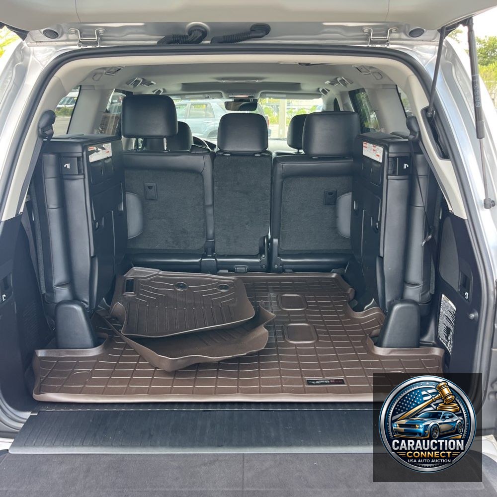2020 Toyota Land Cruiser Base