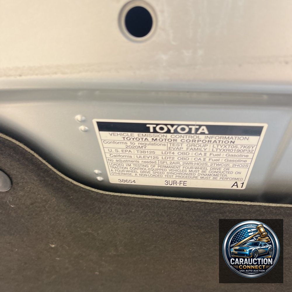 2020 Toyota Land Cruiser Base