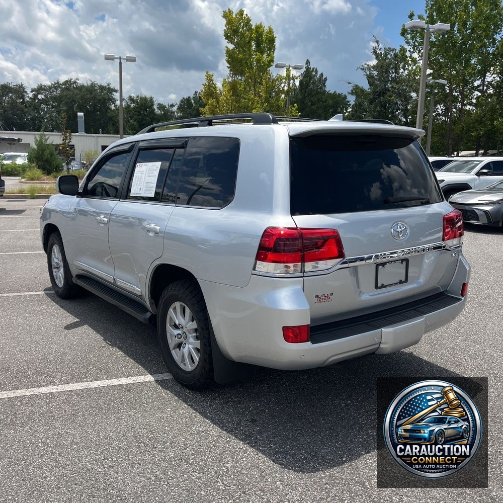 2020 Toyota Land Cruiser Base