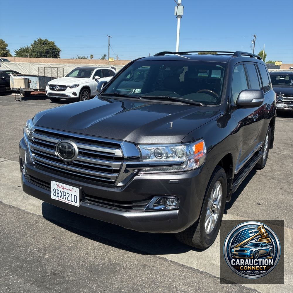 2018 Toyota Land Cruiser Base