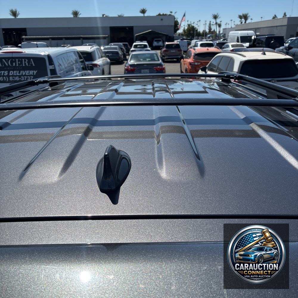 2018 Toyota Land Cruiser Base