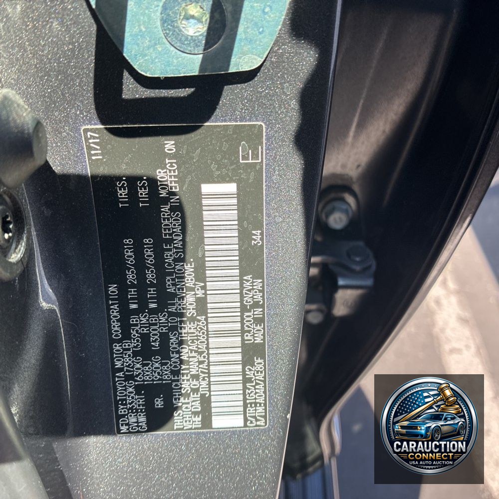 2018 Toyota Land Cruiser Base