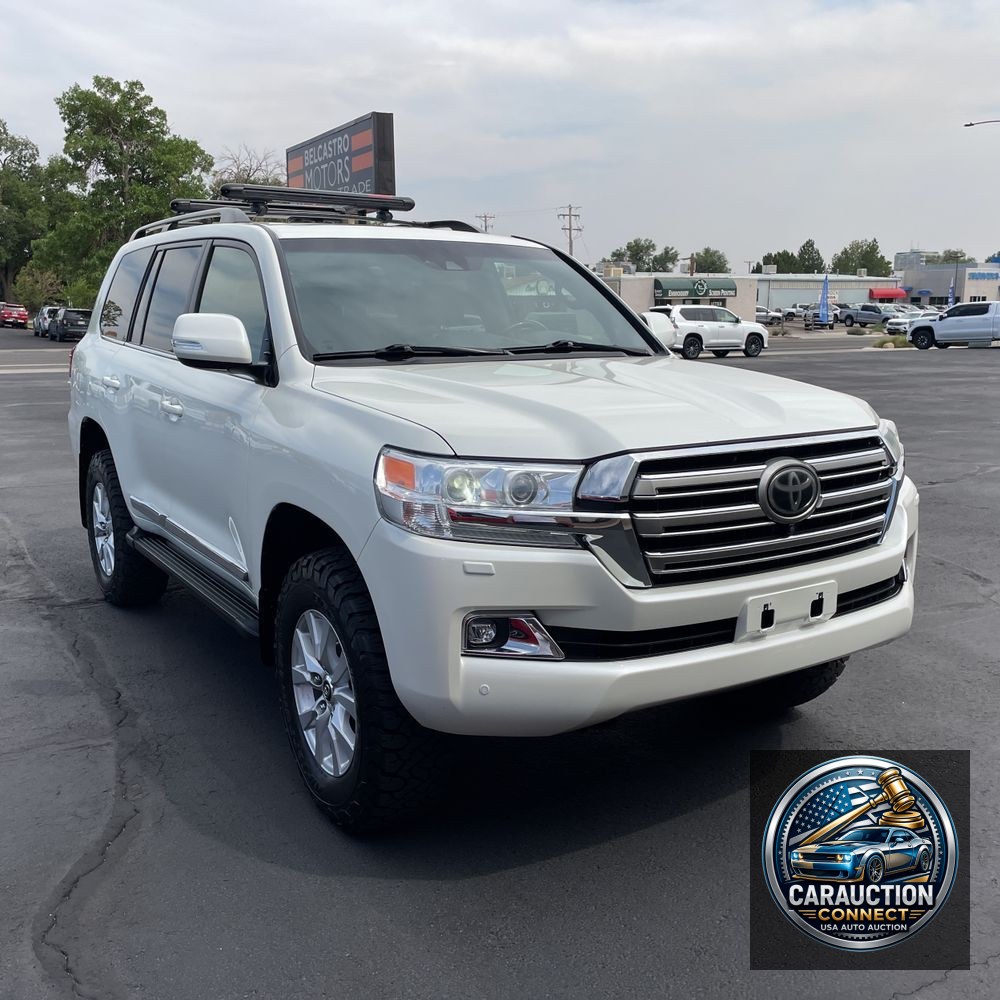 2019 Toyota Land Cruiser Base