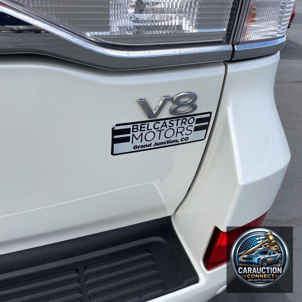 2019 Toyota Land Cruiser Base