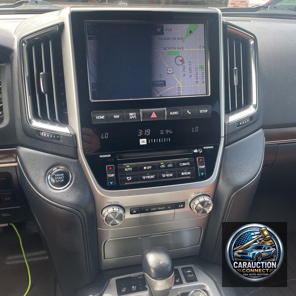2019 Toyota Land Cruiser Base