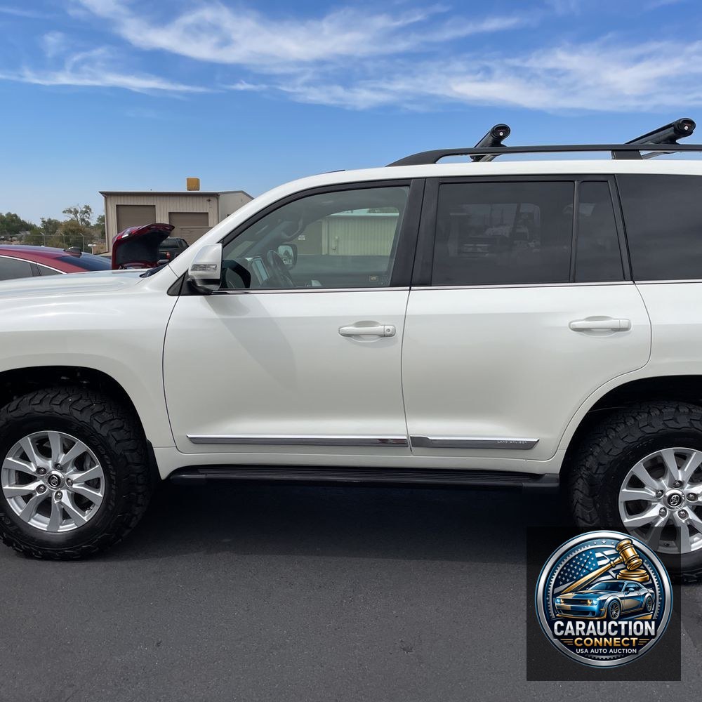 2019 Toyota Land Cruiser Base