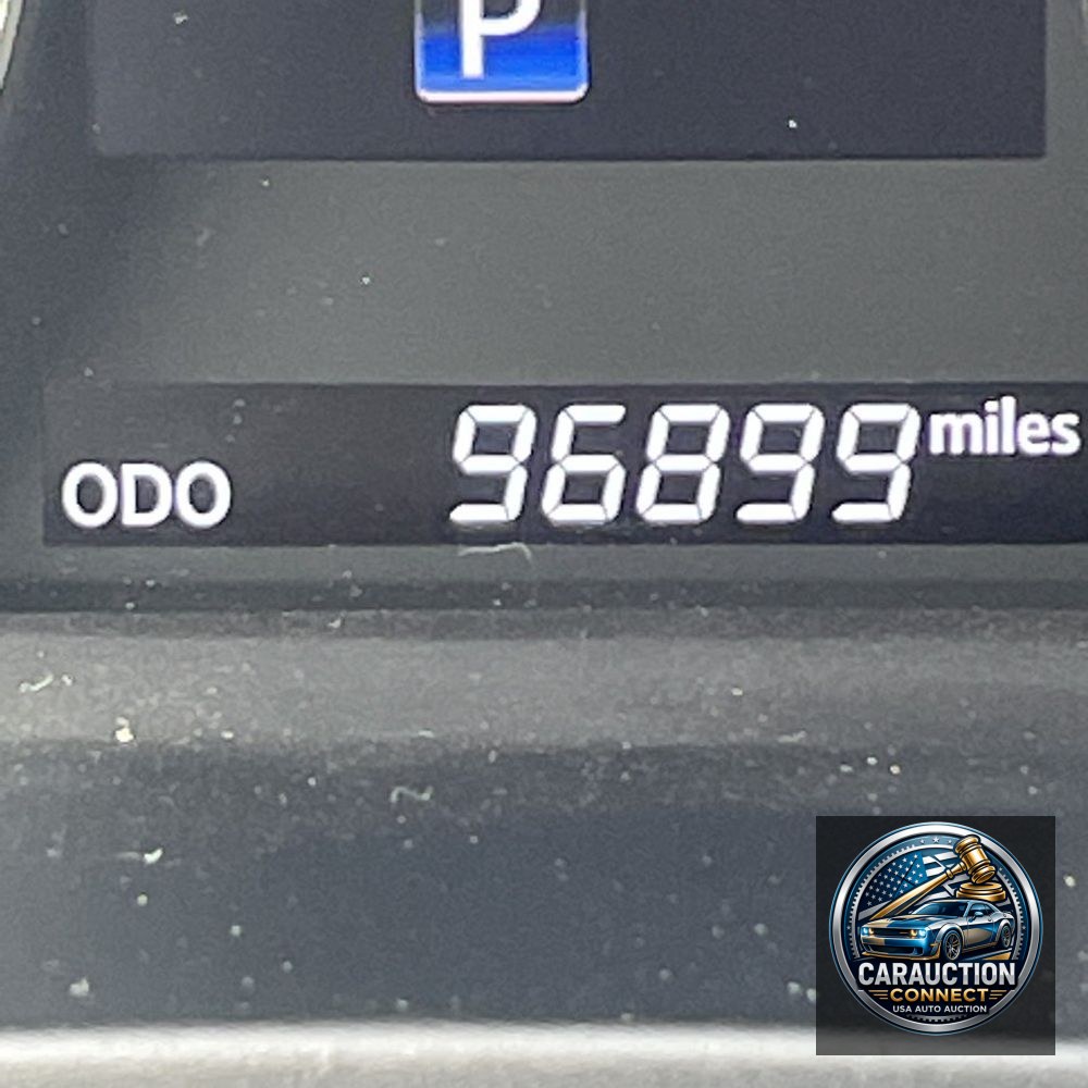 2019 Toyota Land Cruiser Base