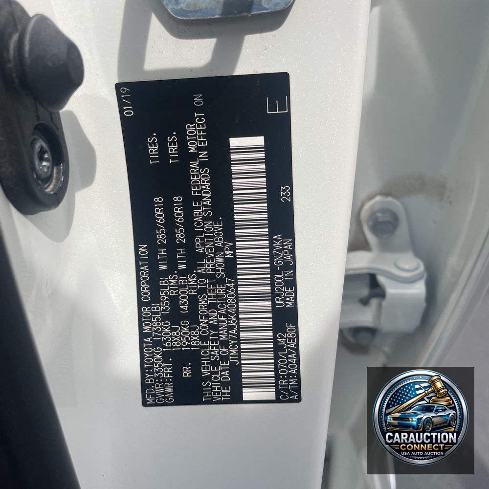 2019 Toyota Land Cruiser Base