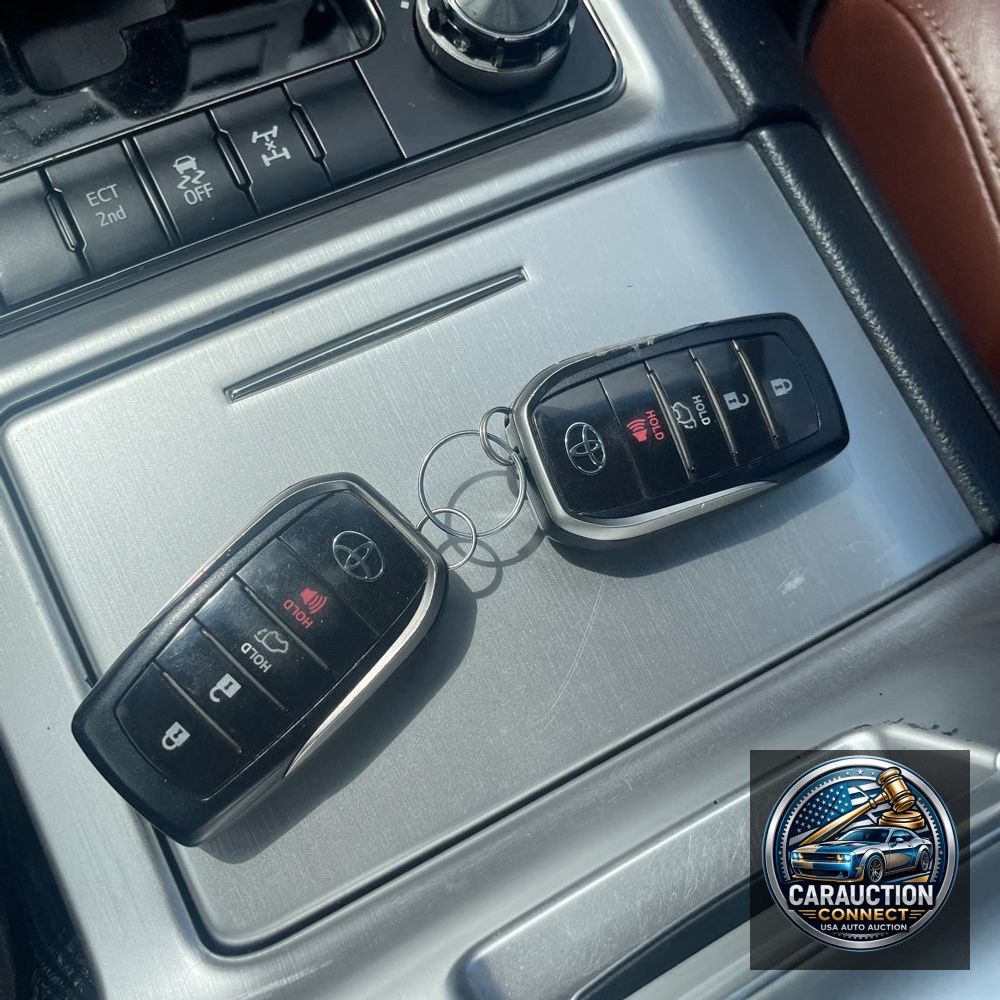 2019 Toyota Land Cruiser Base