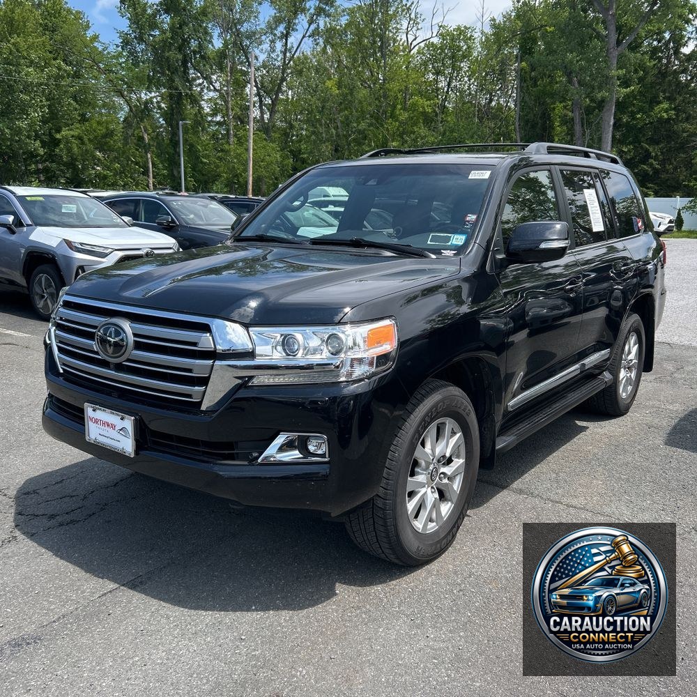 2018 Toyota Land Cruiser Base