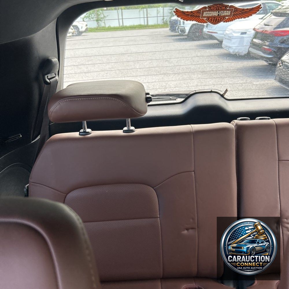 2018 Toyota Land Cruiser Base