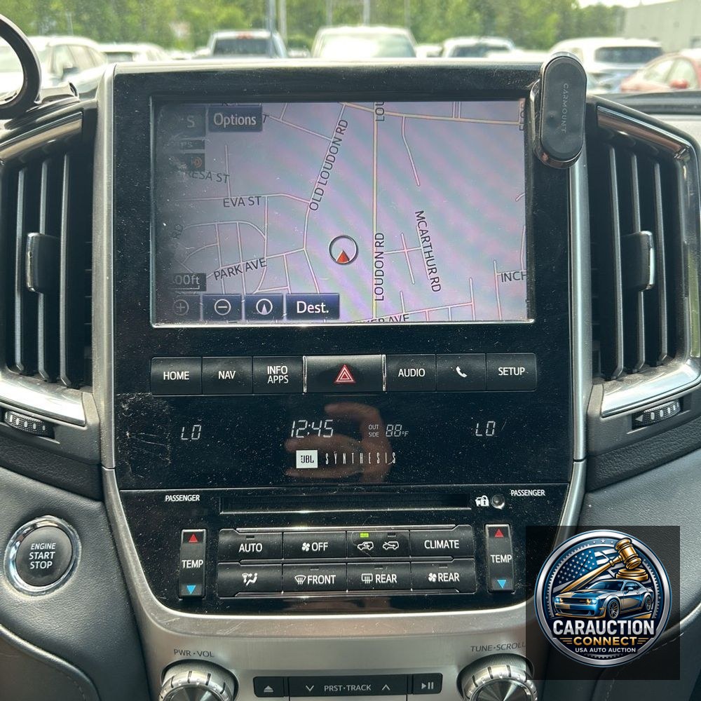 2018 Toyota Land Cruiser Base