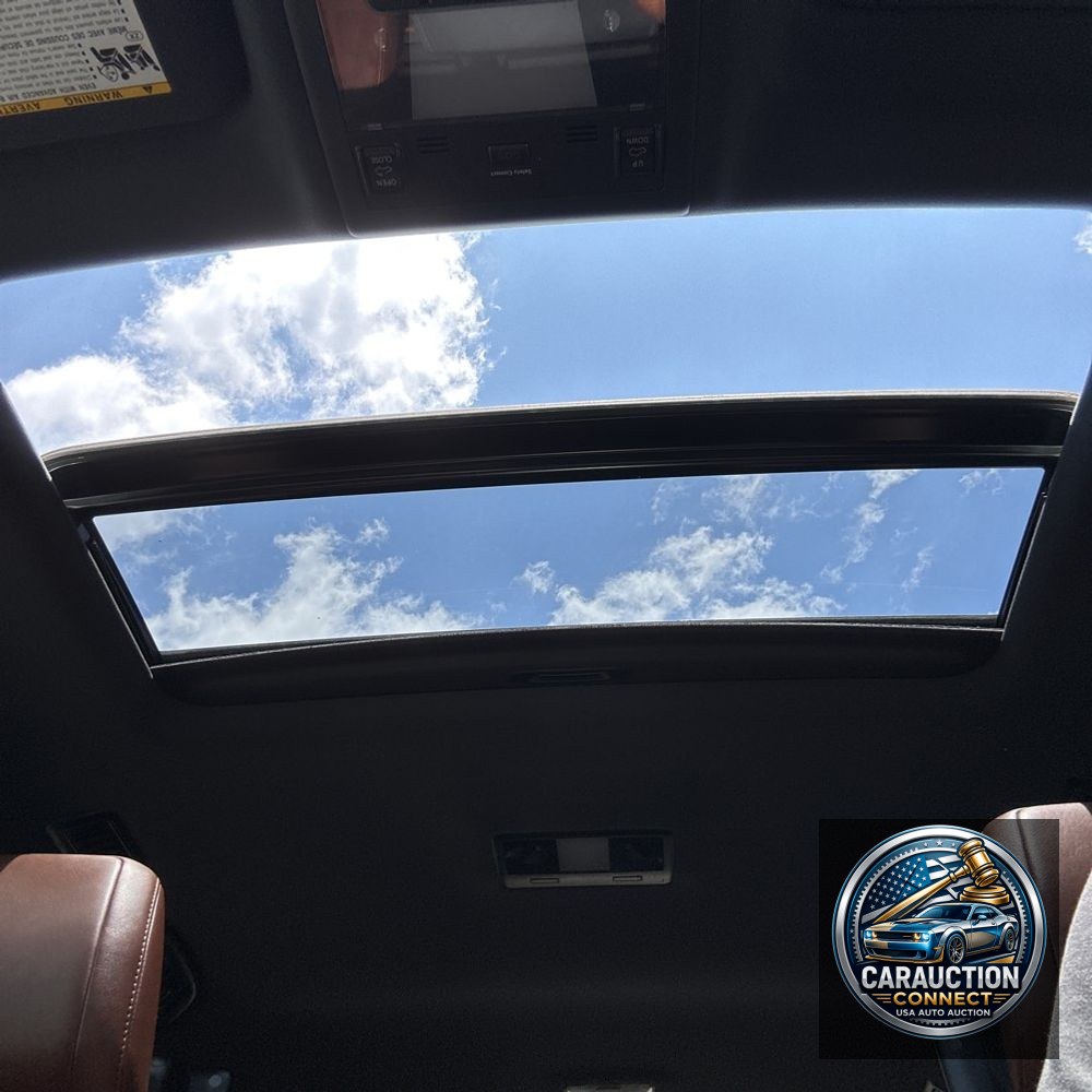 2017 Toyota Land Cruiser Base
