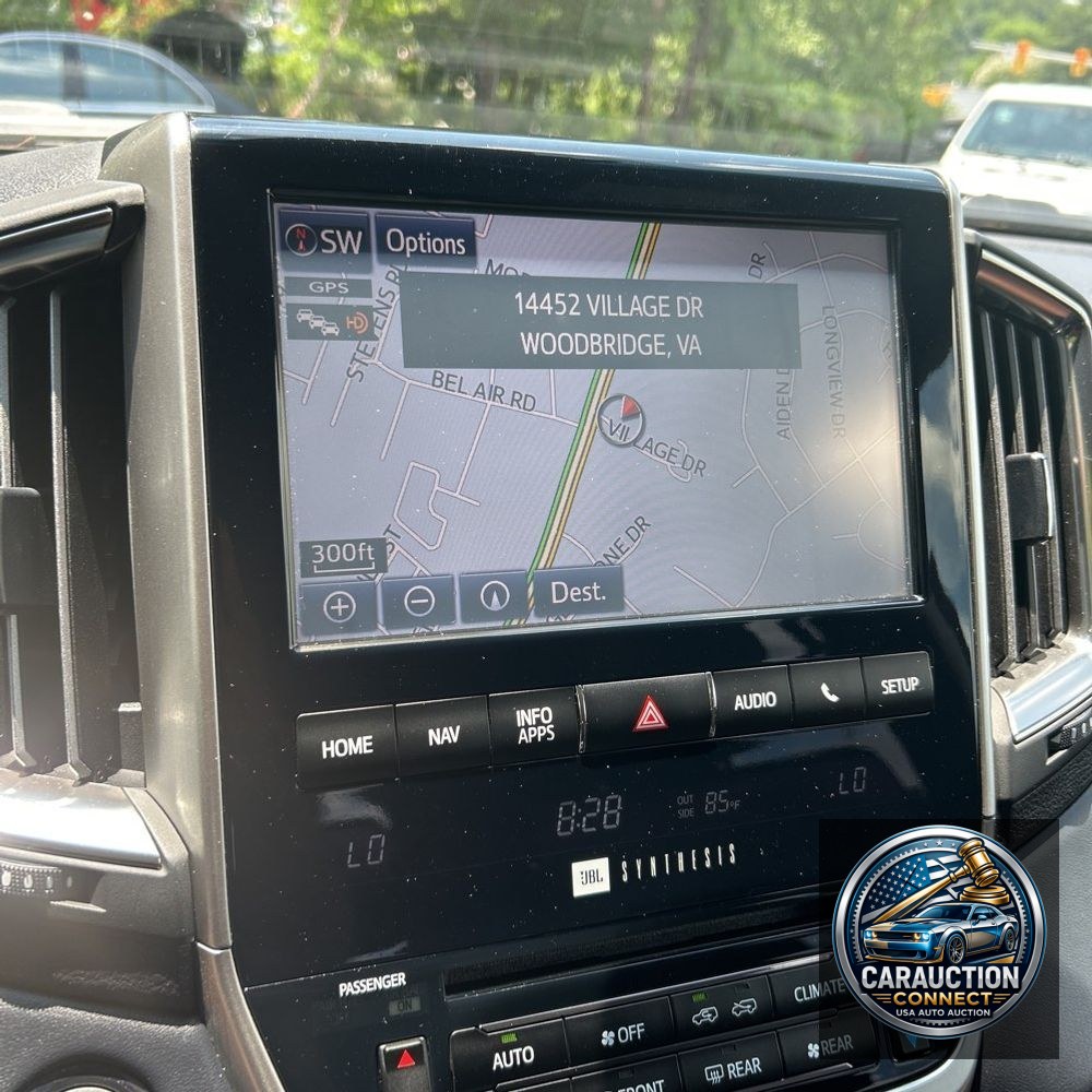 2017 Toyota Land Cruiser Base