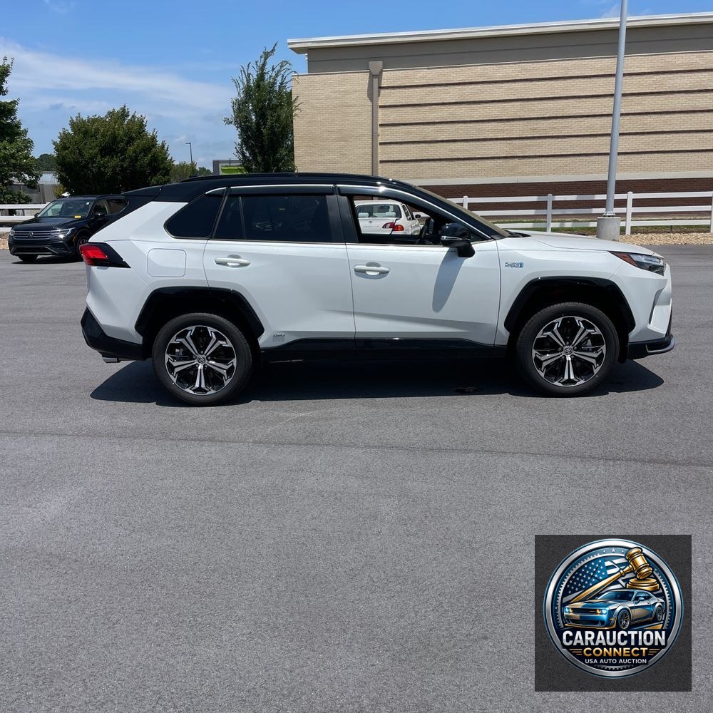 2024 Toyota RAV4 Prime XSE