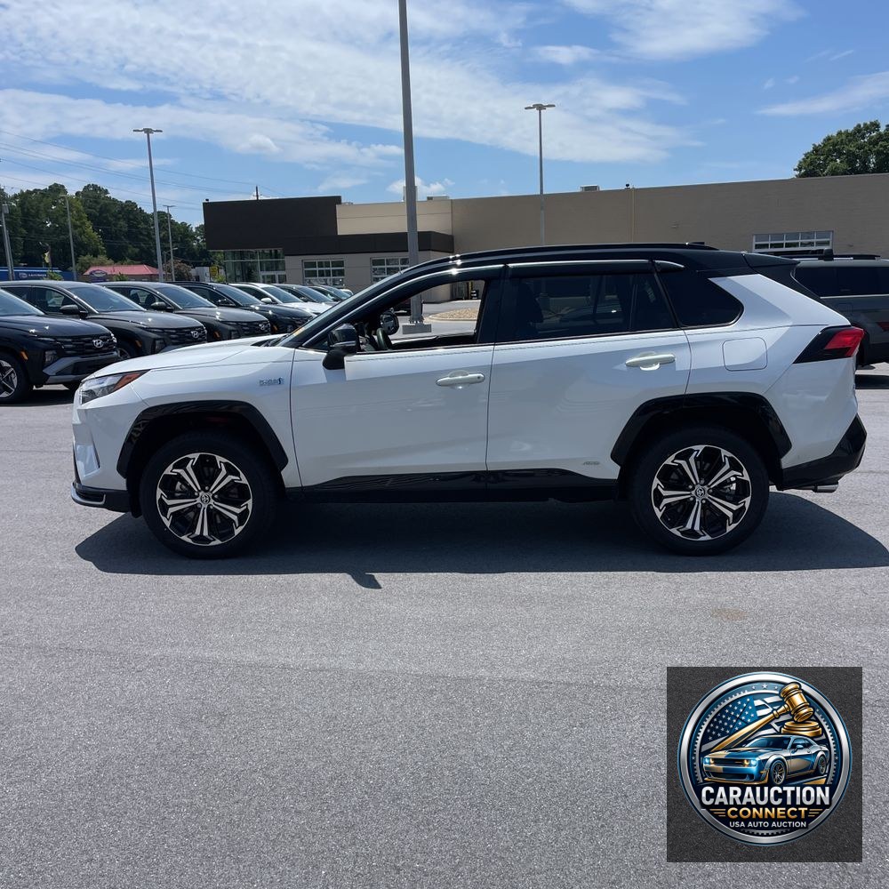 2024 Toyota RAV4 Prime XSE