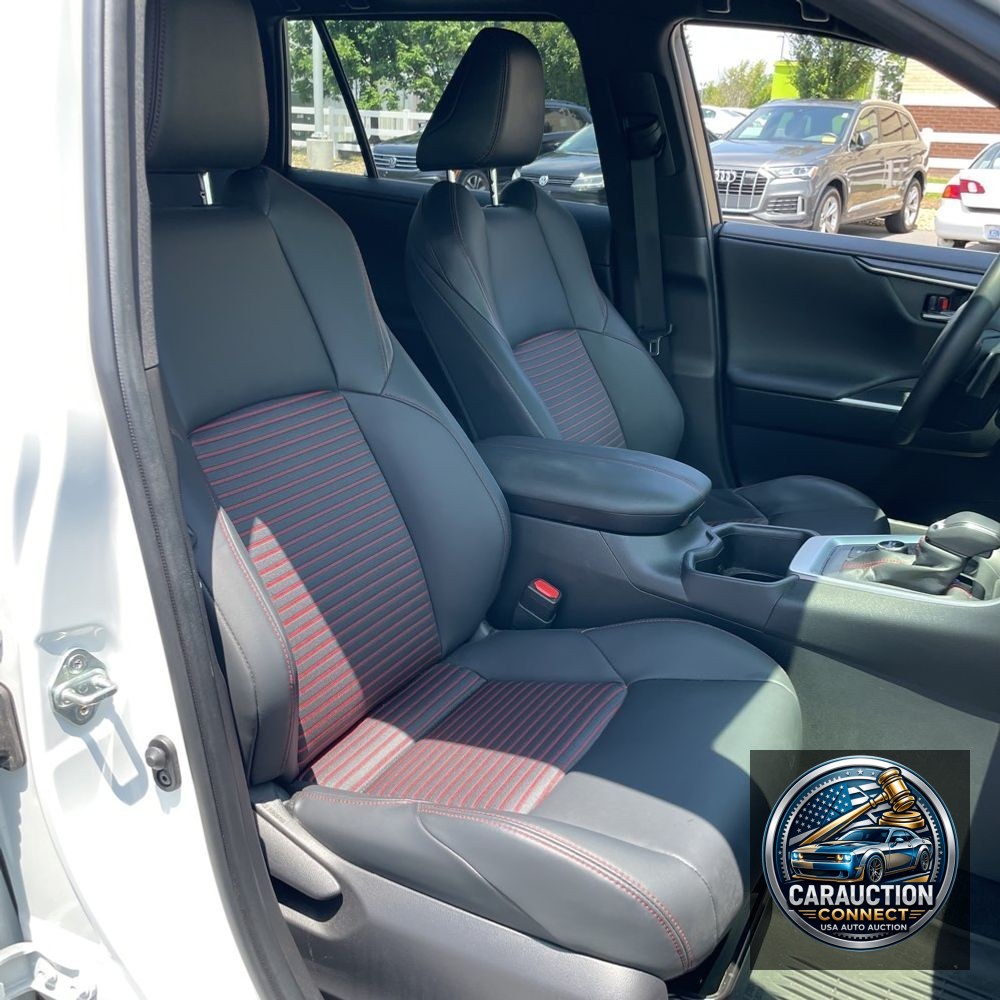 2024 Toyota RAV4 Prime XSE