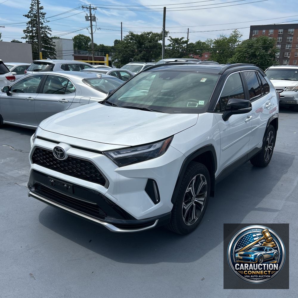 2025 Toyota RAV4 Plug-in Hybrid XSE