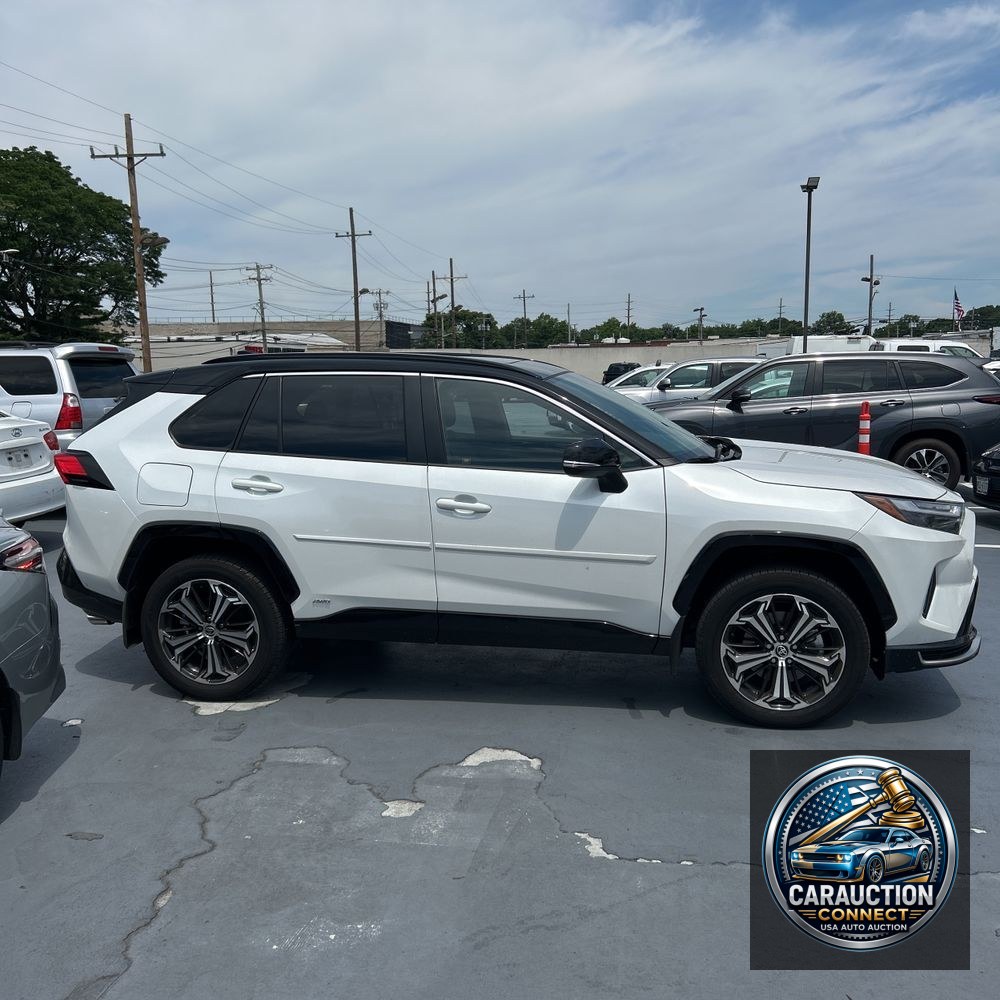2025 Toyota RAV4 Plug-in Hybrid XSE