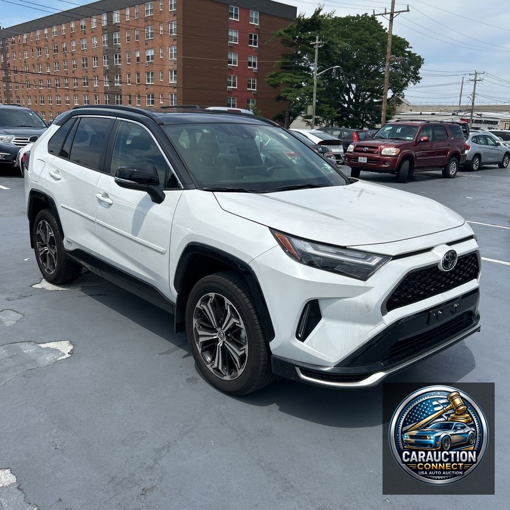 2025 Toyota RAV4 Plug-in Hybrid XSE