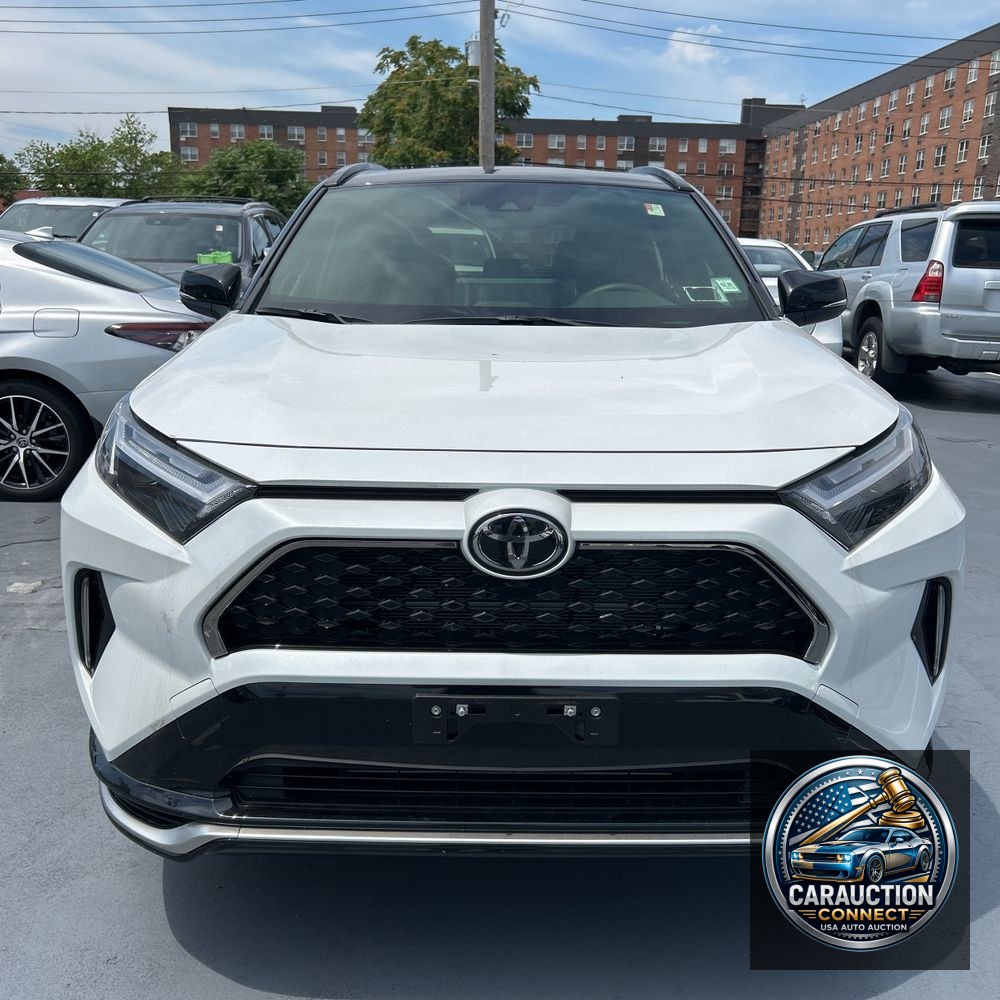 2025 Toyota RAV4 Plug-in Hybrid XSE