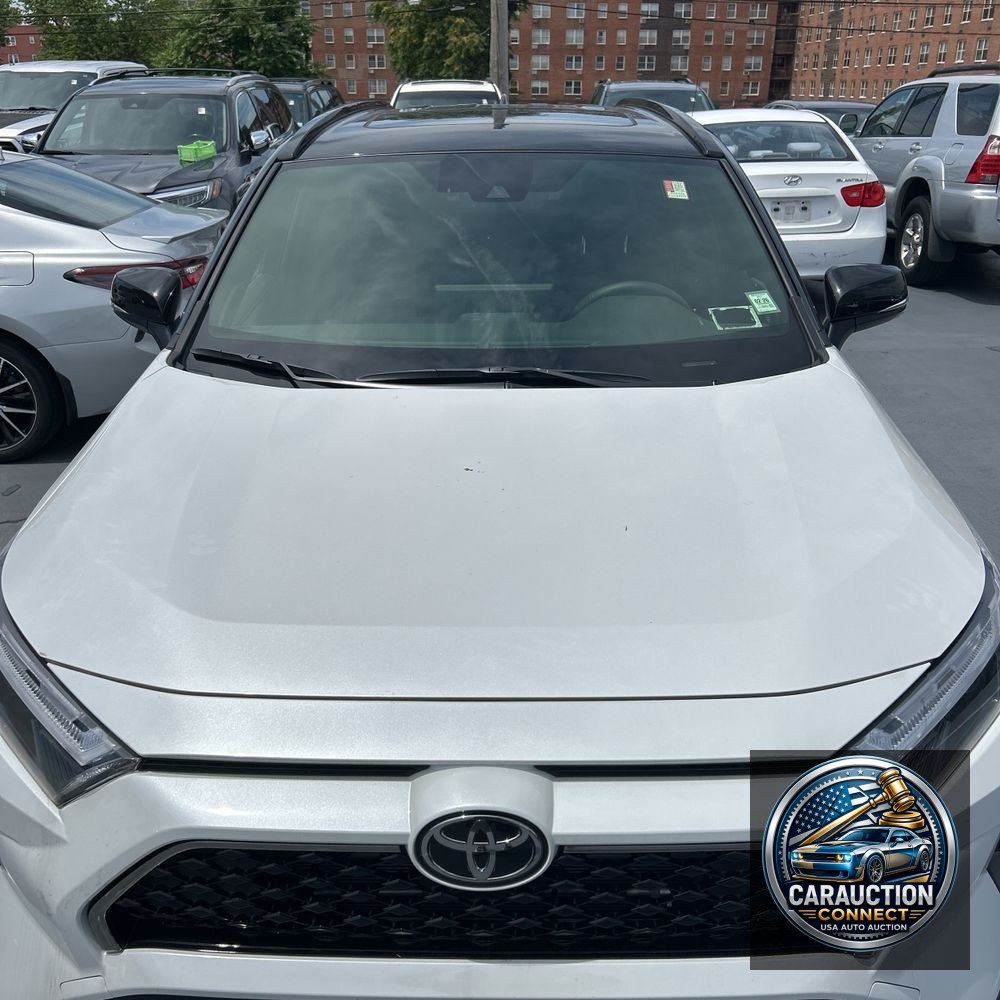 2025 Toyota RAV4 Plug-in Hybrid XSE