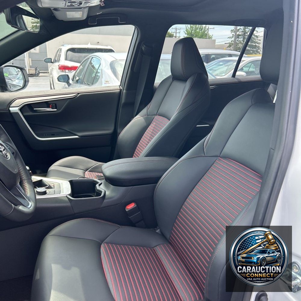 2025 Toyota RAV4 Plug-in Hybrid XSE