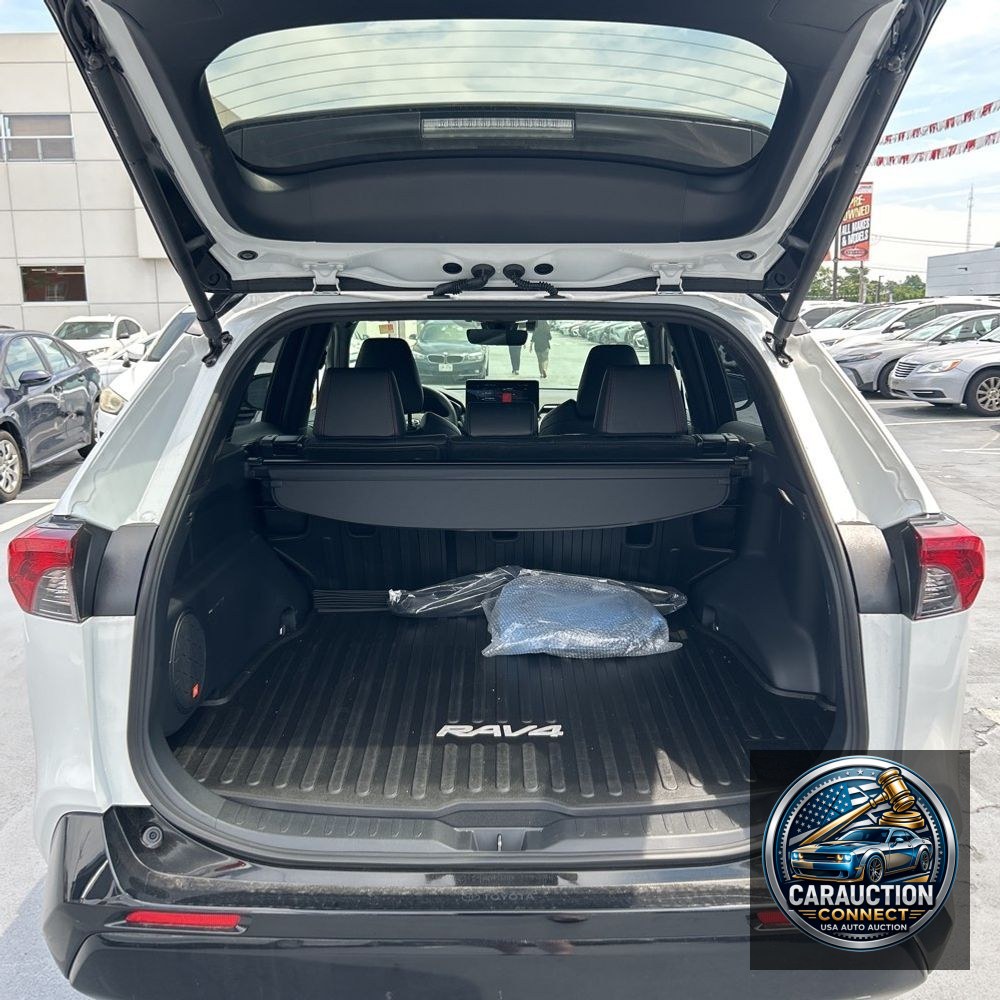 2025 Toyota RAV4 Plug-in Hybrid XSE
