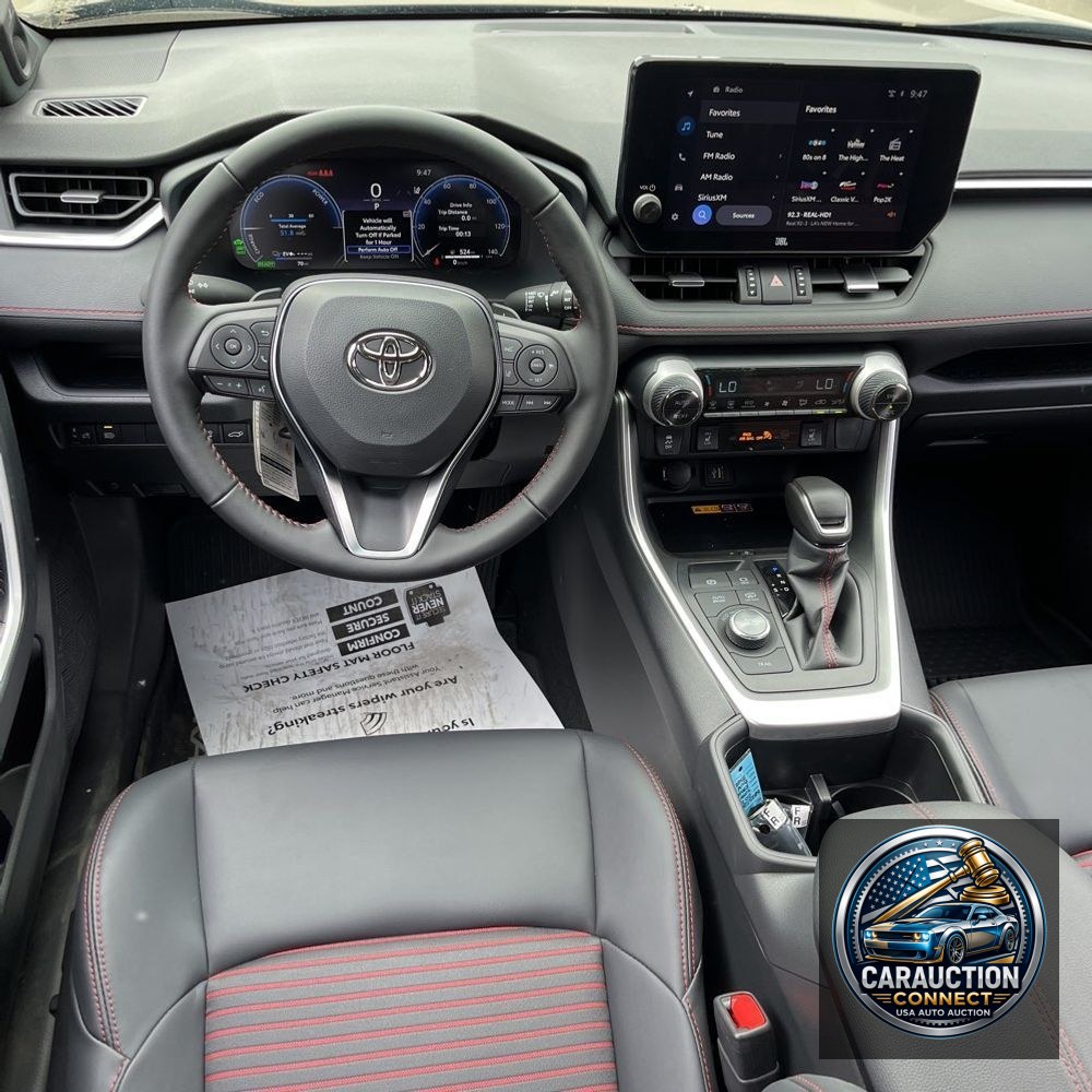 2025 Toyota RAV4 Plug-in Hybrid XSE