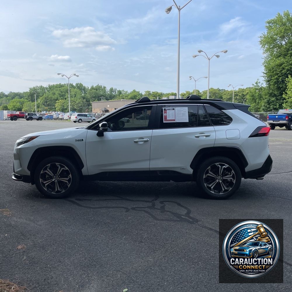 2024 Toyota RAV4 Prime XSE