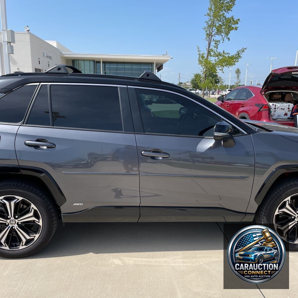2025 Toyota RAV4 Plug-in Hybrid XSE