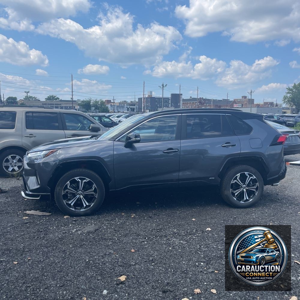 2025 Toyota RAV4 Plug-in Hybrid XSE