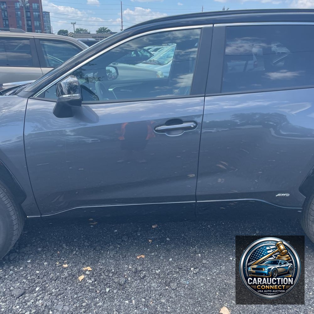 2025 Toyota RAV4 Plug-in Hybrid XSE