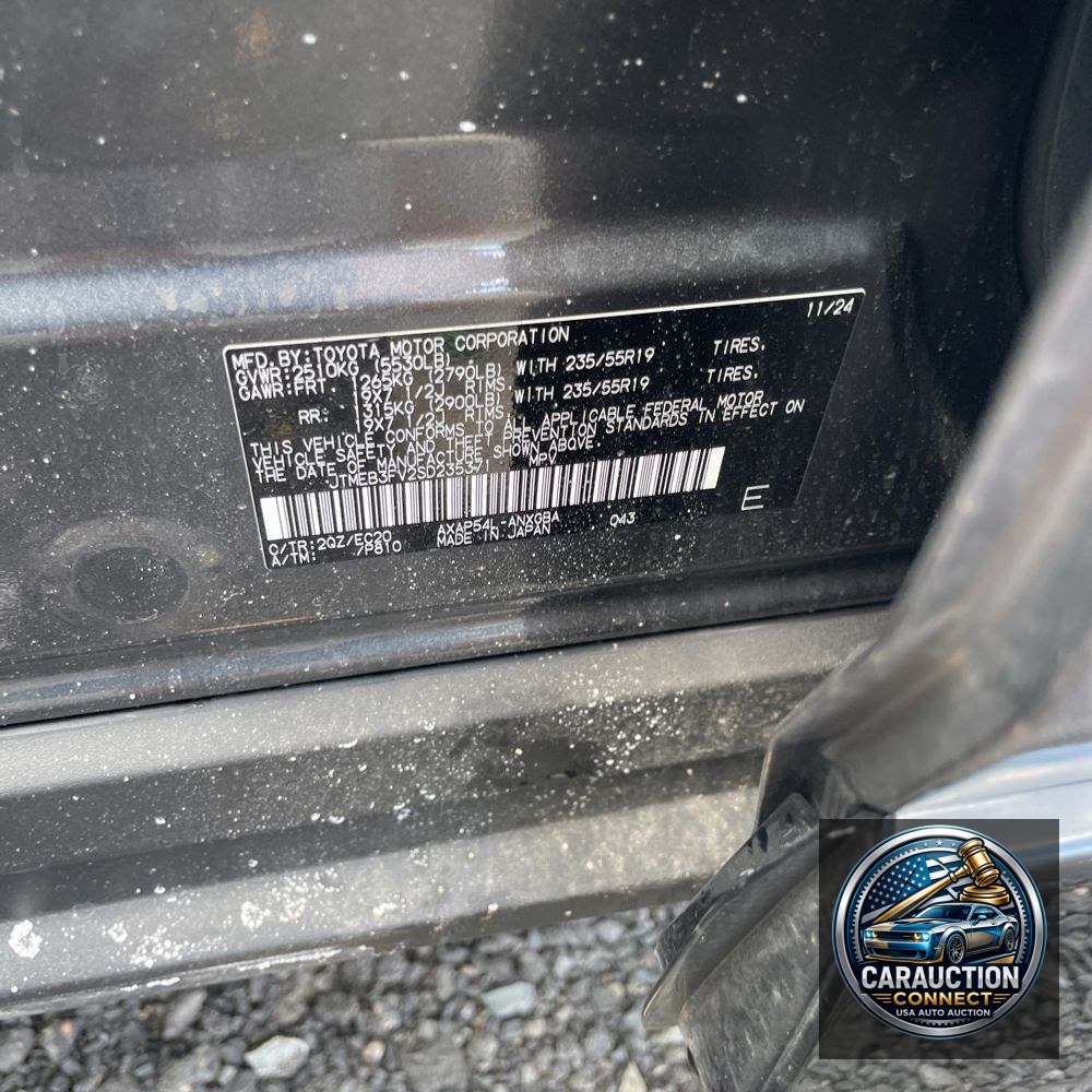 2025 Toyota RAV4 Plug-in Hybrid XSE
