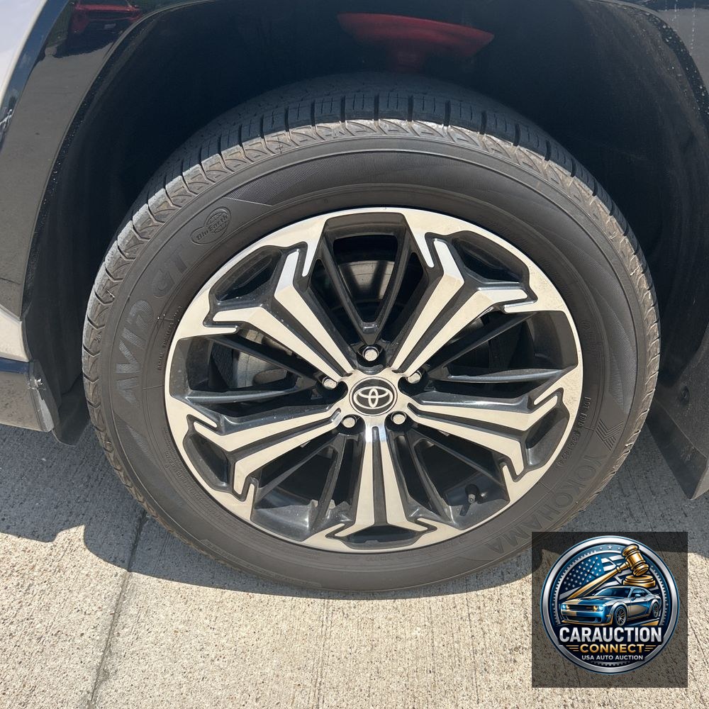 2024 Toyota RAV4 Prime XSE
