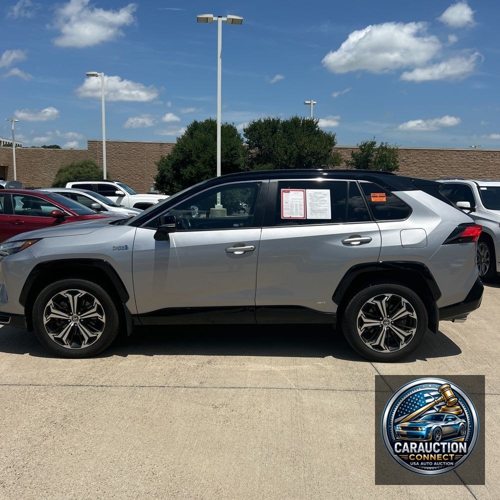 2024 Toyota RAV4 Prime XSE